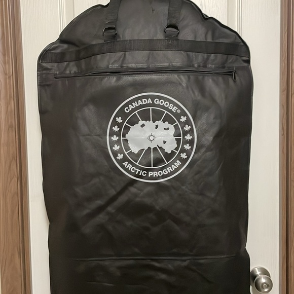 Canada Goose Rossclair Parka - Picture 5 of 6